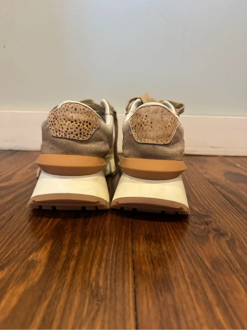 Vintage Havana Cream and Gold Platform Sneakers with Glitter Star